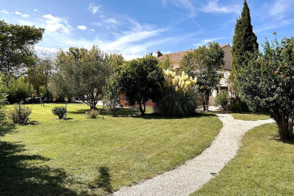 Gite Amour De Provence Châteaurenard Exterior foto